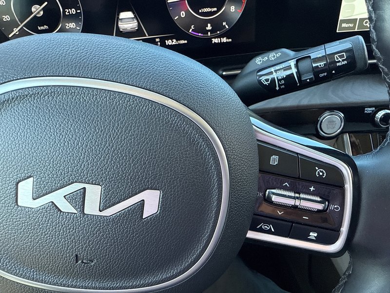 2022 Kia Carnival EX+