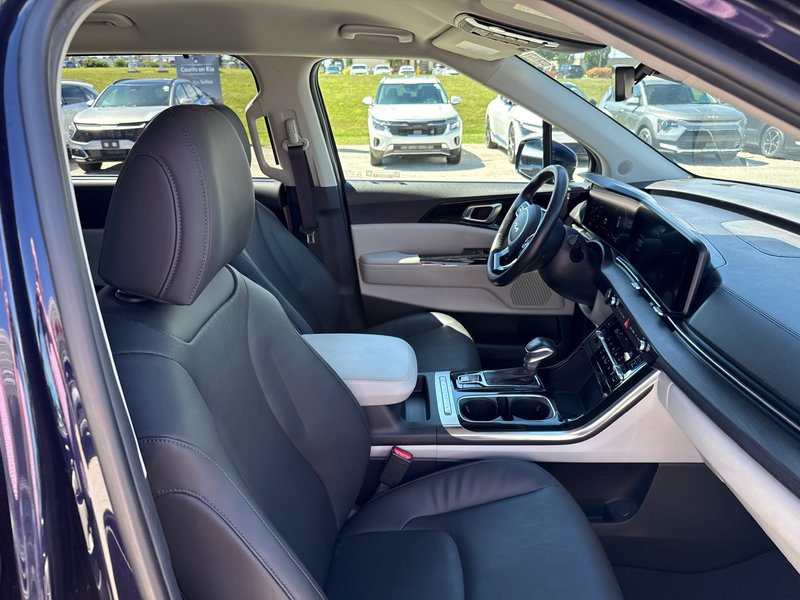 2022 Kia Carnival EX+