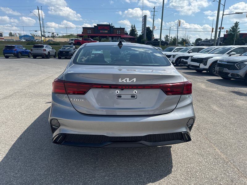 2022 Kia Forte EX PREMIUM
