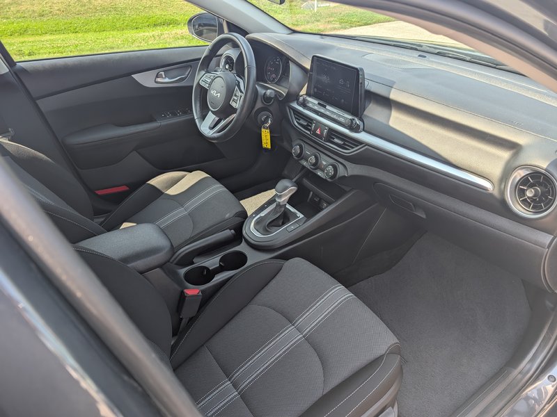 2023 Kia Forte LX