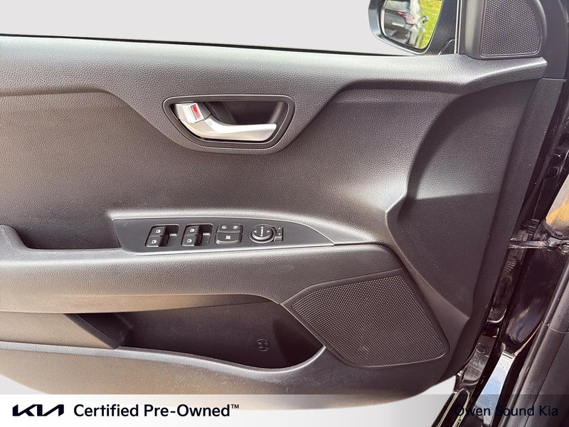 2020 Kia Rio 5-door EX