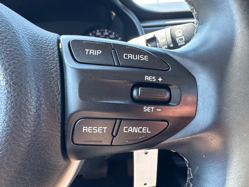 2022 Kia Rio 5-door LX+