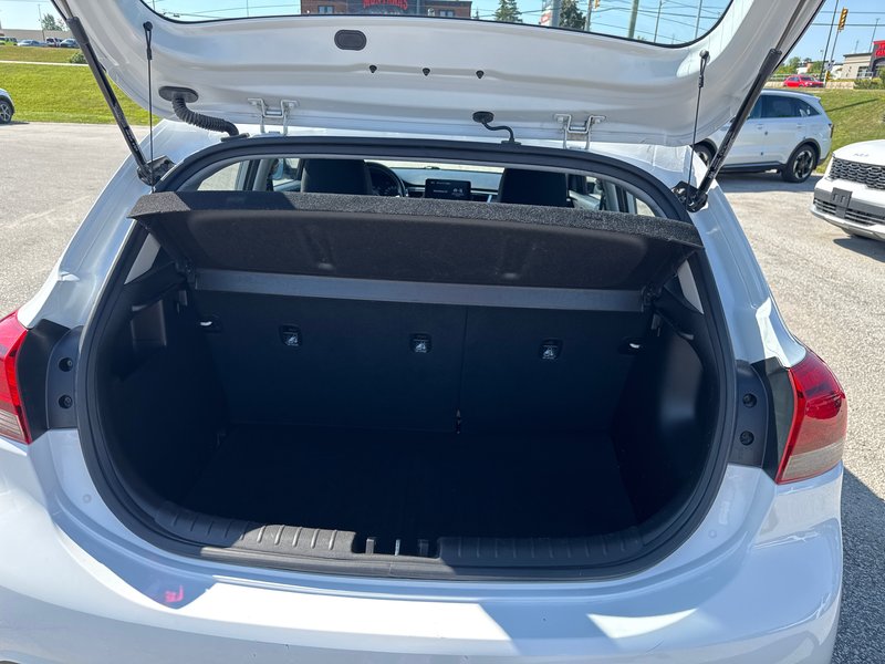 2022 Kia Rio 5-door LX+