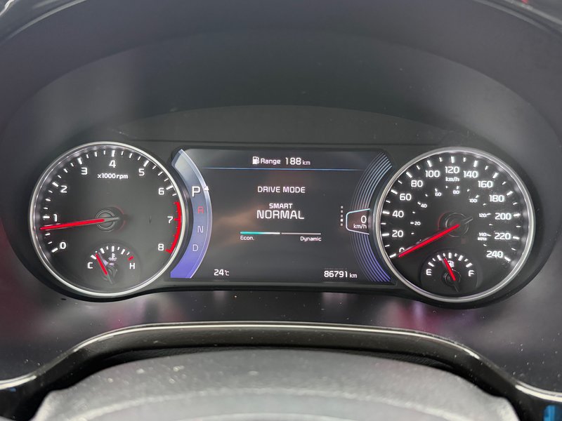 2021 Kia Seltos SX Turbo One Owner, Local Trade
