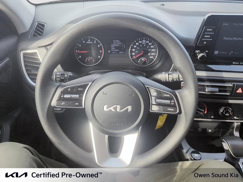 2023 Kia SELTOS LX One Owner, Local Trade