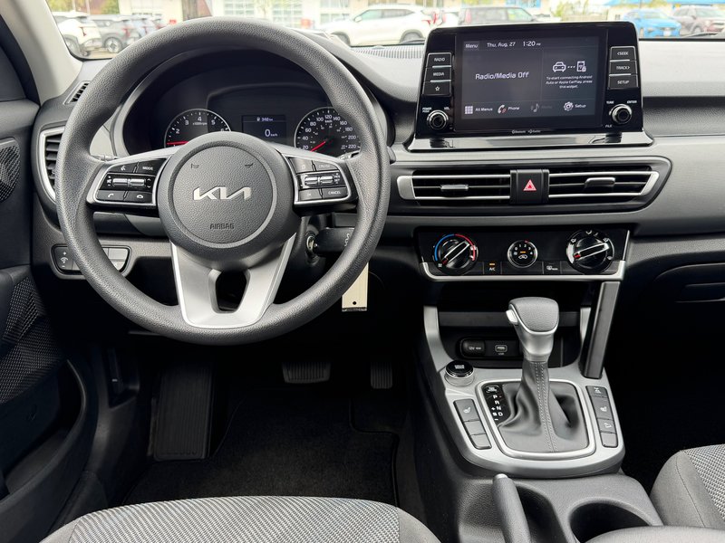 2023 Kia Seltos LX One Owner, Local Trade