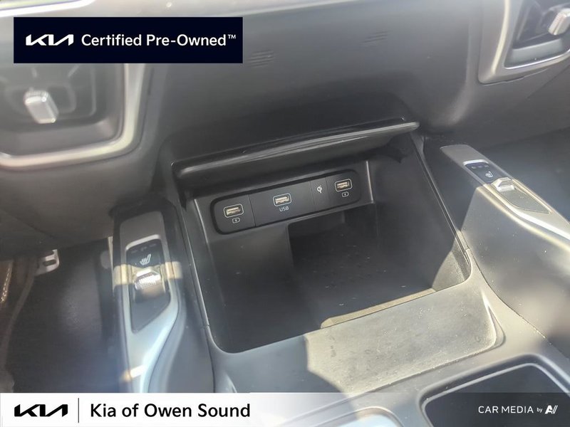 2021 Kia Sorento EX One Owner, Local Trade