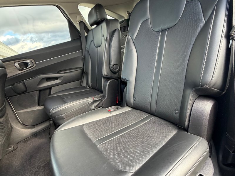 2022 Kia Sorento EX