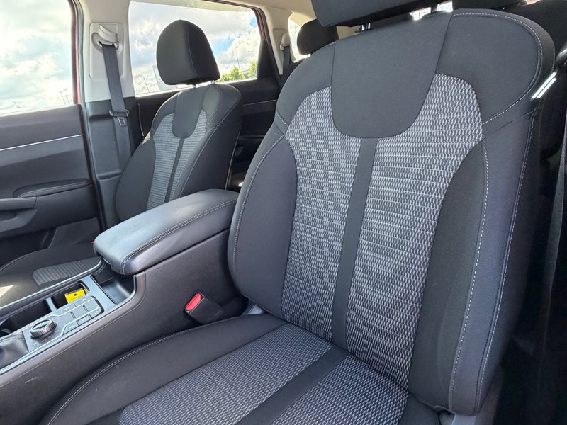 2023 Kia Sorento LX Premium