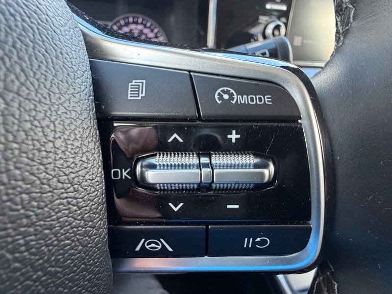 2023 Kia Sorento LX Premium