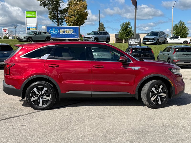 2023 Kia Sorento LX Premium