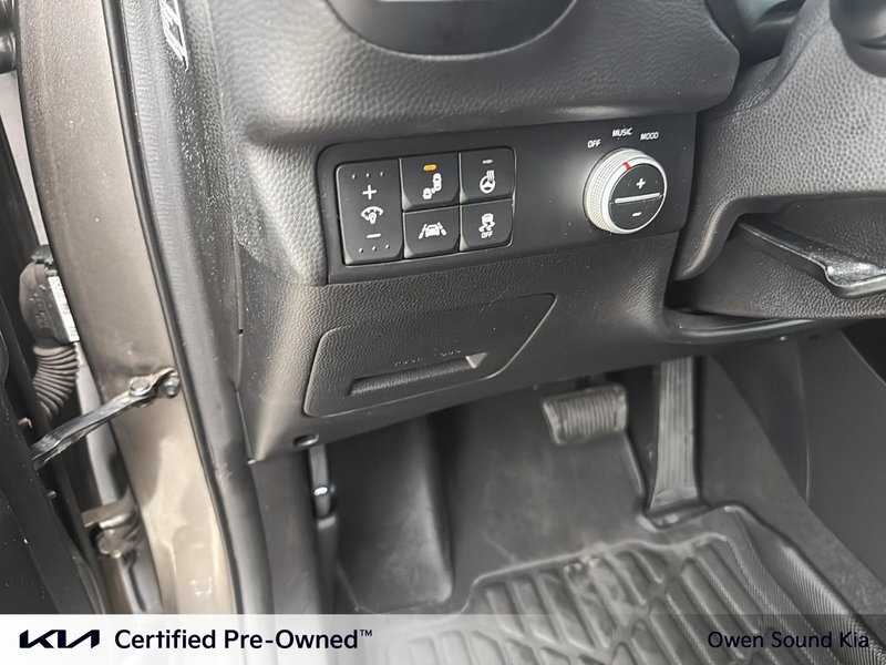 2019 Kia SOUL EX TECH One Owner Local Trade