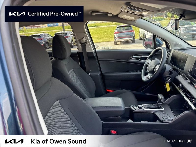 2023 Kia Sportage LX FWD Economical FWD