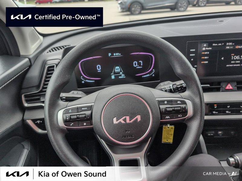 2023 Kia Sportage LX FWD One Owner Local Trade