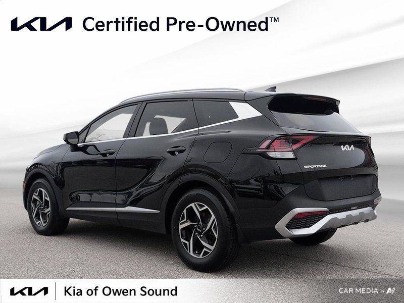 2023 Kia Sportage LX FWD One Owner Local Trade