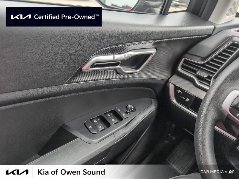 2023 Kia Sportage LX FWD One Owner Local Trade