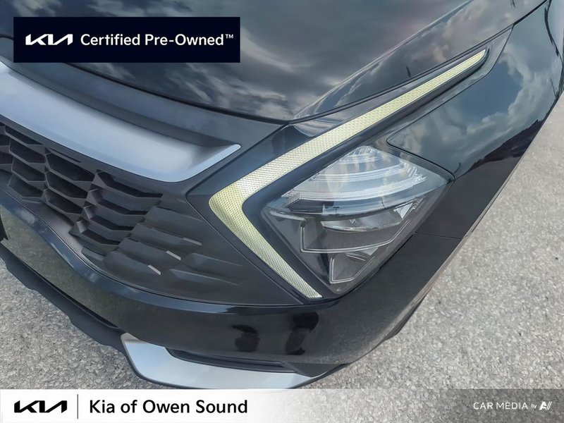 2023 Kia Sportage LX FWD Local One Owner FWD