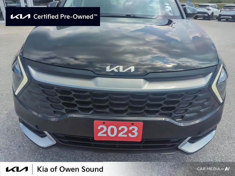 2023 Kia Sportage LX FWD Local One Owner FWD