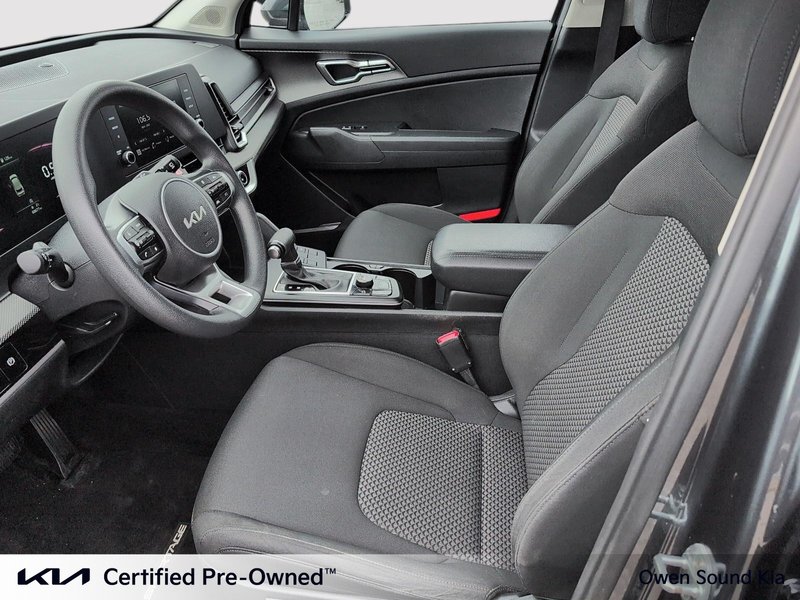 2023 Kia SPORTAGE LX AWD