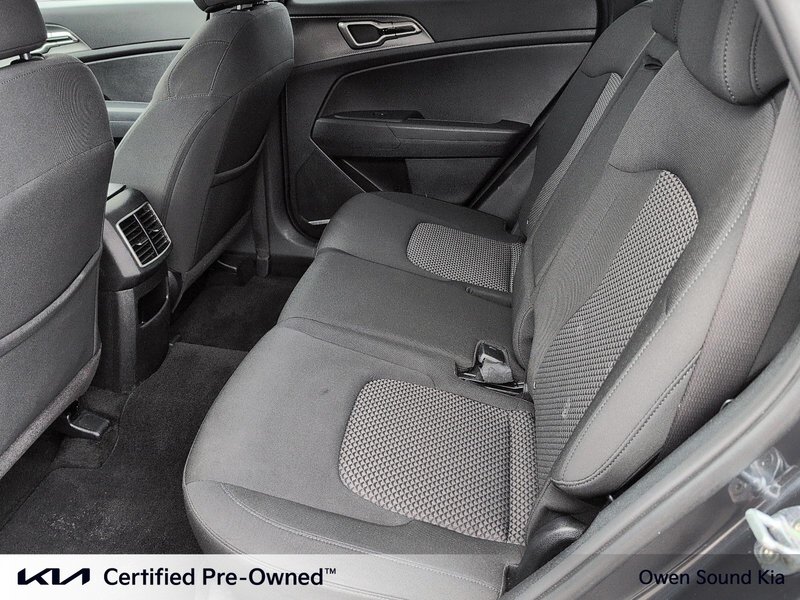 2023 Kia SPORTAGE LX AWD