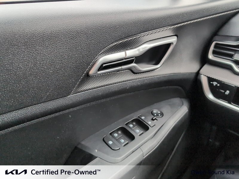 2023 Kia SPORTAGE LX AWD