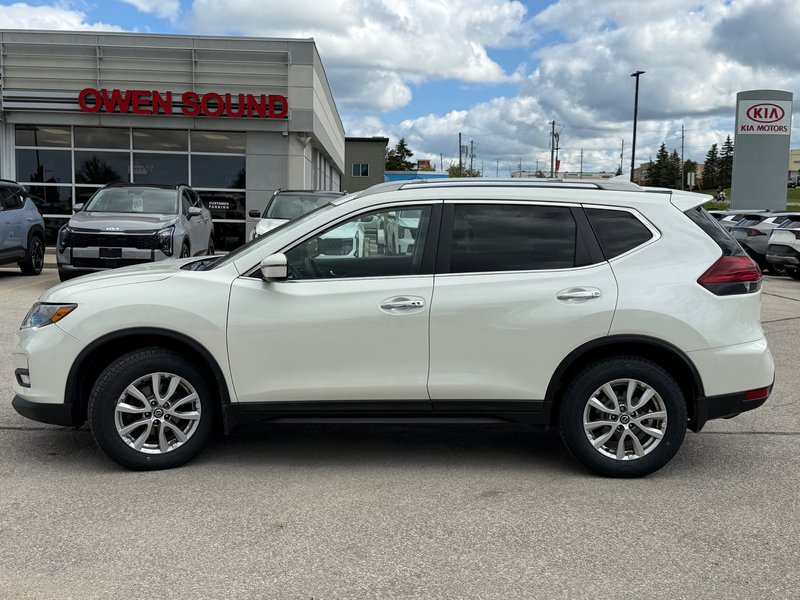 2020 Nissan Rogue SV