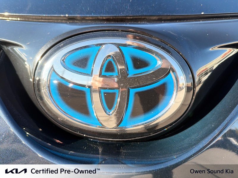 2018 Toyota RAV4 HYBRID LE+