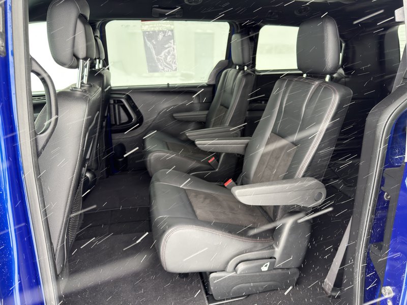 Dodge Grand Caravan Premium Plus PNEUS D'HIVER DEMARREUR PAS ACCIDENTE 2020 INSPECTE+HITCH+VOLANT CHAUFFANT+CUIR/TISSUS+SIEGE ELECTRIQUE+PORTES/HAYON ELECTRIQUE+MAGS 17''