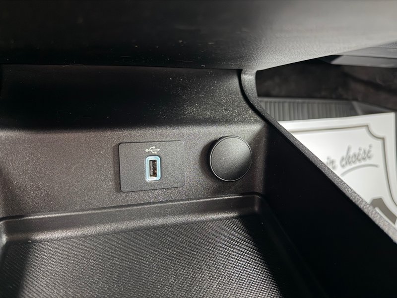 Ford Fusion SE AWD PNEUS D'HIVER DEMARREUR PAS ACCIDENTE 2018 INSPECTE+PNEUS NEUFS+CUIR+SIEGES ELECTRIQUE+CAMERA DE RECUL+APPLE CARPLAY+CLIMATISATION BI-ZONES