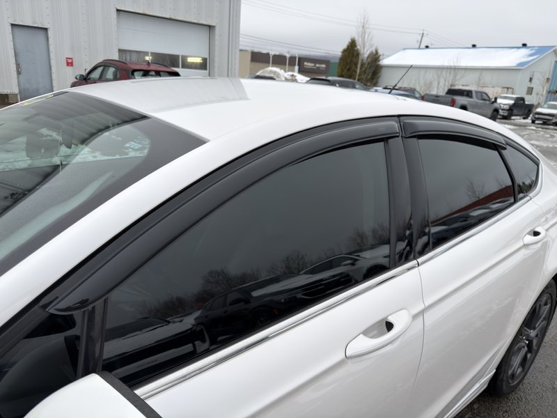 Ford Fusion SE AWD PNEUS D'HIVER DEMARREUR PAS ACCIDENTE 2018 INSPECTE+PNEUS NEUFS+CUIR+SIEGES ELECTRIQUE+CAMERA DE RECUL+APPLE CARPLAY+CLIMATISATION BI-ZONES