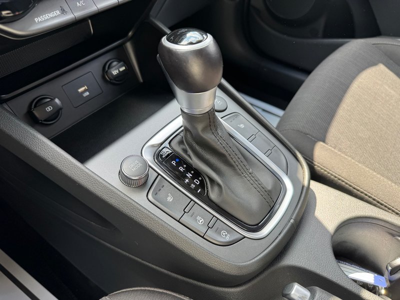 2022 Hyundai Kona Preferred AWD DEMARREUR APPLE CARPLAY PAS ACCIDENT