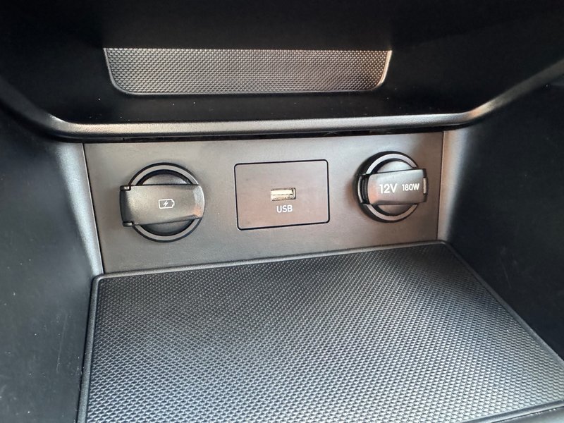 2022 Hyundai Kona Preferred AWD DEMARREUR APPLE CARPLAY PAS ACCIDENT
