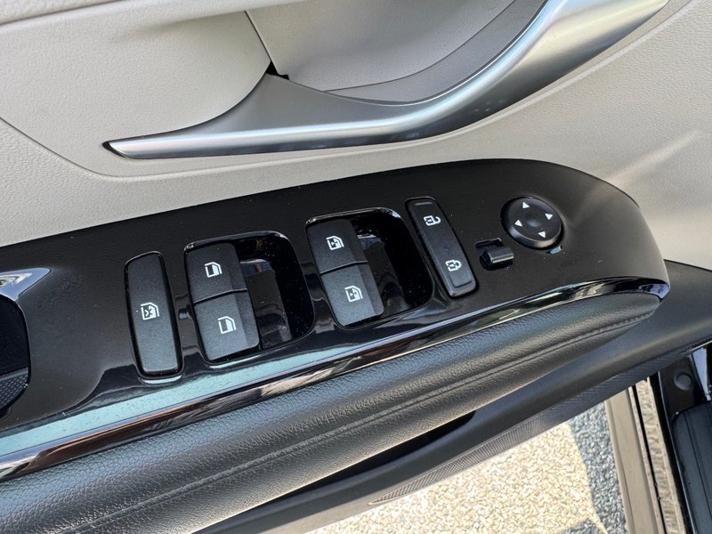 Hyundai Tucson Hybrid Luxury AWD HITCH DEMARREUR INT GRIS 2024 INSPECTE+SYSTEME DE SON PREMIUM BOSE+HAYON INTELLIGENT+SIEGE ELECTRIQUE+TOIT OUVRANT PANORAMIQUE