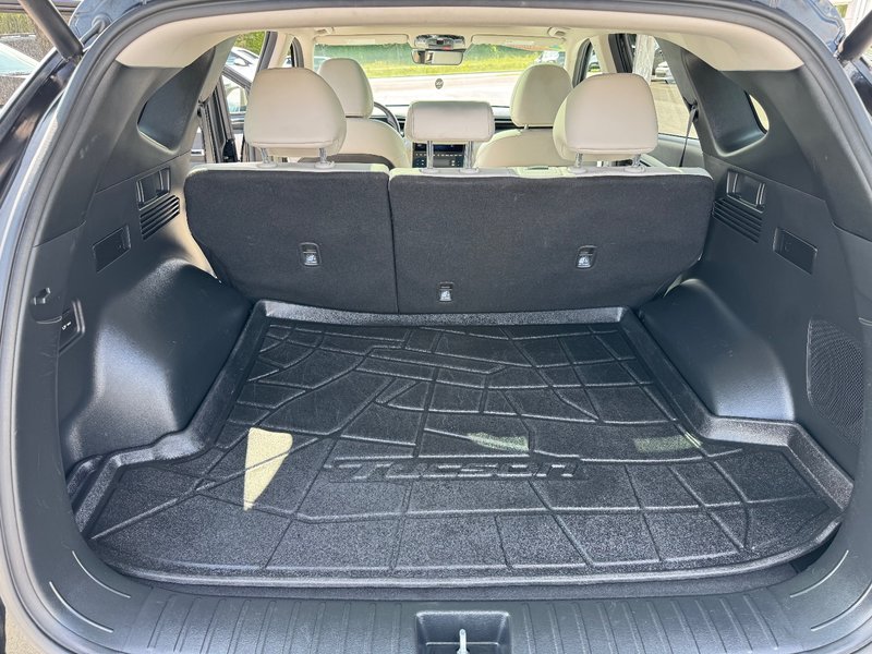 Hyundai Tucson Hybrid Luxury AWD HITCH DEMARREUR INT GRIS 2024 INSPECTE+SYSTEME DE SON PREMIUM BOSE+HAYON INTELLIGENT+SIEGE ELECTRIQUE+TOIT OUVRANT PANORAMIQUE