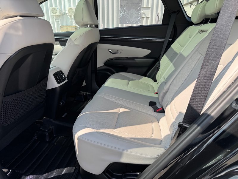 Hyundai Tucson Hybrid Luxury AWD HITCH DEMARREUR INT GRIS 2024 INSPECTE+SYSTEME DE SON PREMIUM BOSE+HAYON INTELLIGENT+SIEGE ELECTRIQUE+TOIT OUVRANT PANORAMIQUE