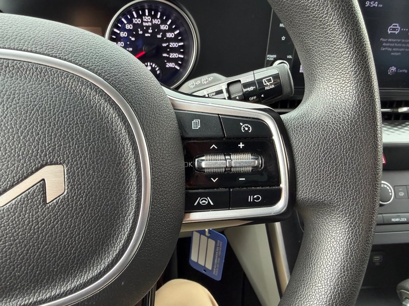 Kia Carnival LX WRAP CAPOT ET TOIT PNEUS D'HIVER PAS ACCIDENTE 2022 INSPECTE+PNEUS D'ÉTÉ NEUFS+HTICH+MAGS 19''+ANDROID AUTO/APPLE CARPLAY+CAMERA DE RECUL+AIR CLIMATISE