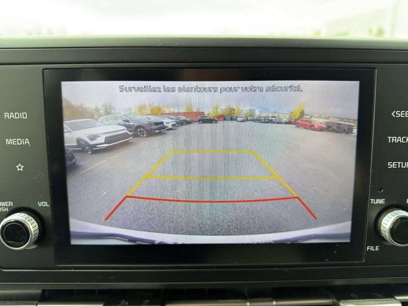 Kia Carnival LX WRAP CAPOT ET TOIT PNEUS D'HIVER PAS ACCIDENTE 2022 INSPECTE+PNEUS D'ÉTÉ NEUFS+HTICH+MAGS 19''+ANDROID AUTO/APPLE CARPLAY+CAMERA DE RECUL+AIR CLIMATISE