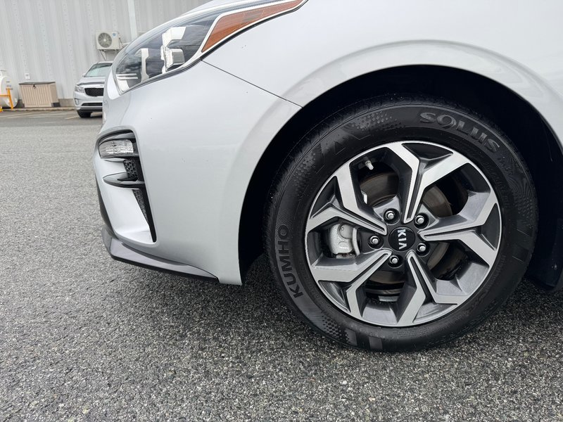 Kia Forte EX PNEUS D'HIVER DEMARREUR PAS ACCIDENTE 2020 INSPECTE+VOLANT CHAUFFANT+DETECTEUR D'ANGLES MORTS+MAGS 16''+CHARGEUR INDUCTIF POUR CELLULAIRE