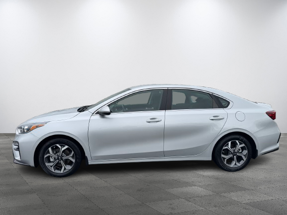 Kia Forte EX PNEUS D'HIVER DEMARREUR PAS ACCIDENTE 2020 INSPECTE+VOLANT CHAUFFANT+DETECTEUR D'ANGLES MORTS+MAGS 16''+CHARGEUR INDUCTIF POUR CELLULAIRE