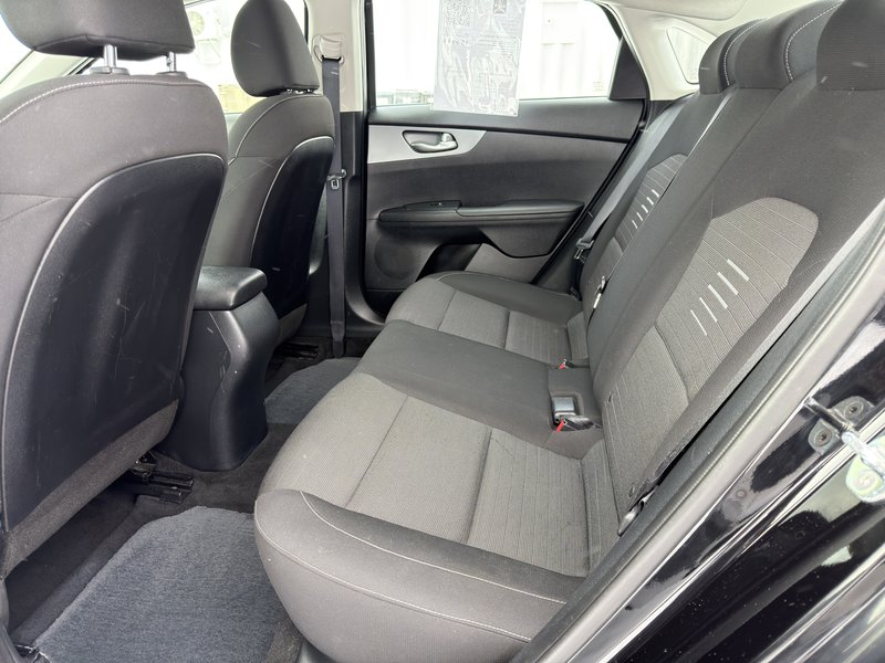 Kia Forte LX DEFLECTEUR CAPOT APPLE CARPLAY CAMERA 2020 INSPECTE+SIEGES CHAUFFANTS+BLUETOOTH+REGULATEUR DE VITESSES+PHARES AUTOMATIQUE+AIR CLIMATISE