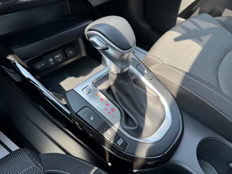 Kia Forte EX VOLANT CHAUFFANT APPLE CARPLAY PAS ACCIDENTE 2021 INSPECTE+DETECTEUR D'ANGLES MORTS+CHARGEUR INDUCTIF POUR CELLULAIRE+CAMERA DE RECUL+MAGS 16''
