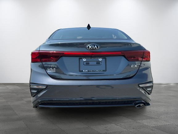 Kia Forte EX VOLANT CHAUFFANT APPLE CARPLAY PAS ACCIDENTE 2021 INSPECTE+DETECTEUR D'ANGLES MORTS+CHARGEUR INDUCTIF POUR CELLULAIRE+CAMERA DE RECUL+MAGS 16''