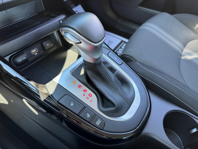 2024 Kia Forte EX PNEUS D'HIVER APPLE CARPLAY VOLANT CHAUFFANT