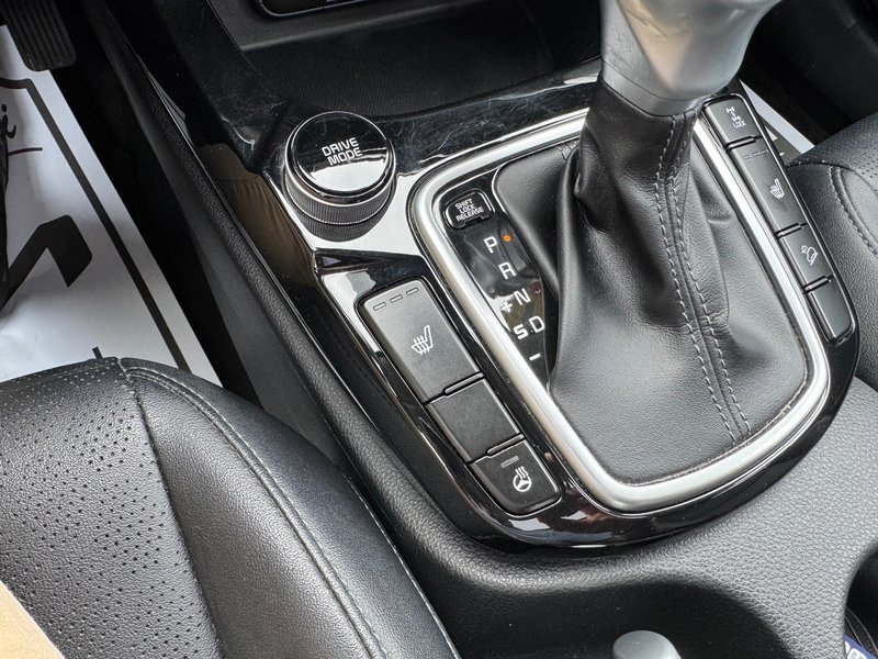 Kia Seltos EX AWD DEMARREUR VOLANT CHAUFFANT PAS ACCIDENTE 2021 INSPECTE+DETECTEUR D'ANGLES MORTS+TOIT OUVRANT+SIEGES CHAUFFANTS+AIR CLIMATISE+CUIR+MAGS 17''