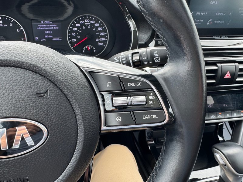 Kia Seltos EX AWD DEMARREUR VOLANT CHAUFFANT PAS ACCIDENTE 2021 INSPECTE+DETECTEUR D'ANGLES MORTS+TOIT OUVRANT+SIEGES CHAUFFANTS+AIR CLIMATISE+CUIR+MAGS 17''