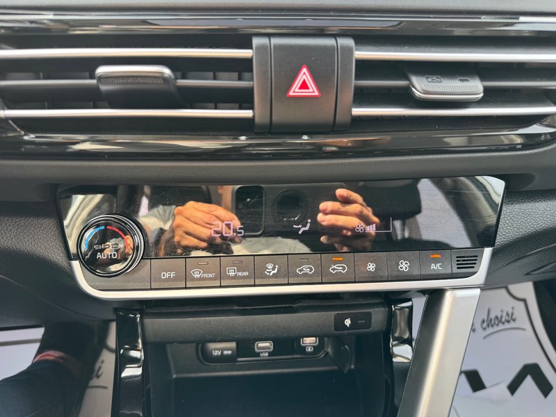 Kia Seltos SX Turbo AWD DEMARREUR TETE HAUTE GPS 2022 INSPECTE+SIEGES CHAUFFANTS ET VENTILES+CUIR+SIEGES ELECTRIQUE+VOLANT CHAUFFANT+MAGS 18+RADIO SIRIUS