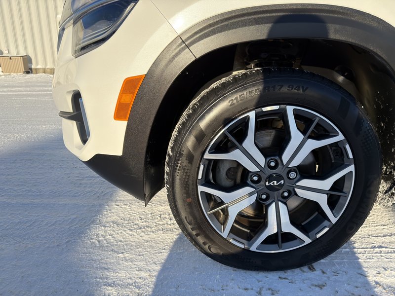 2023 Kia Seltos EX Premium AWD PNEUS HIVER DEMARREUR PAS ACCIDENTE