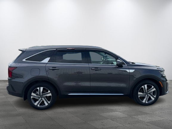 Kia Sorento Plug-In Hybrid PHEV SX AWD PNEUS D'HIVER DEMARREUR PAS ACCIDENTE 2023 INSPECTE+HITCH+INTERIEUR GRIS+CUIR+SIEGES ELECTRIQUES+HAYON INTELLIGENT+GPS+RADIO SIRIUS