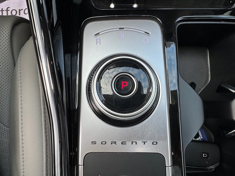 Kia Sorento Plug-In Hybrid PHEV SX AWD PNEUS D'HIVER DEMARREUR PAS ACCIDENTE 2023 INSPECTE+HITCH+INTERIEUR GRIS+CUIR+SIEGES ELECTRIQUES+HAYON INTELLIGENT+GPS+RADIO SIRIUS