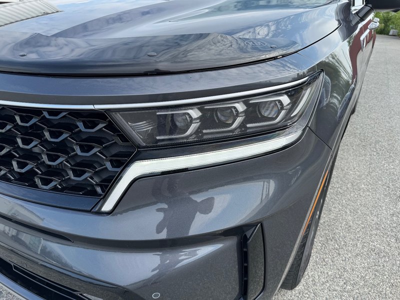 Kia Sorento Plug-In Hybrid PHEV SX AWD PNEUS D'HIVER DEMARREUR PAS ACCIDENTE 2023 INSPECTE+HITCH+INTERIEUR GRIS+CUIR+SIEGES ELECTRIQUES+HAYON INTELLIGENT+GPS+RADIO SIRIUS